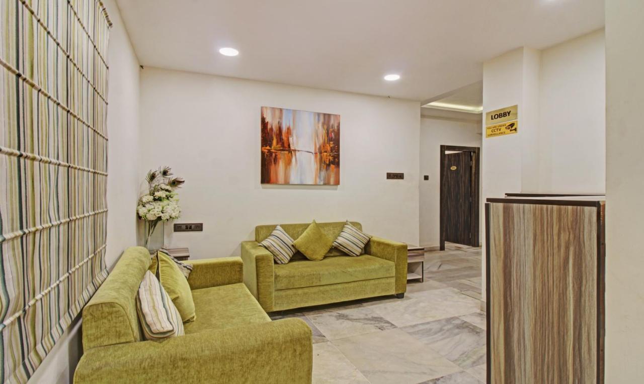 Treebo The Boss Hotel Raipur  Bagian luar foto