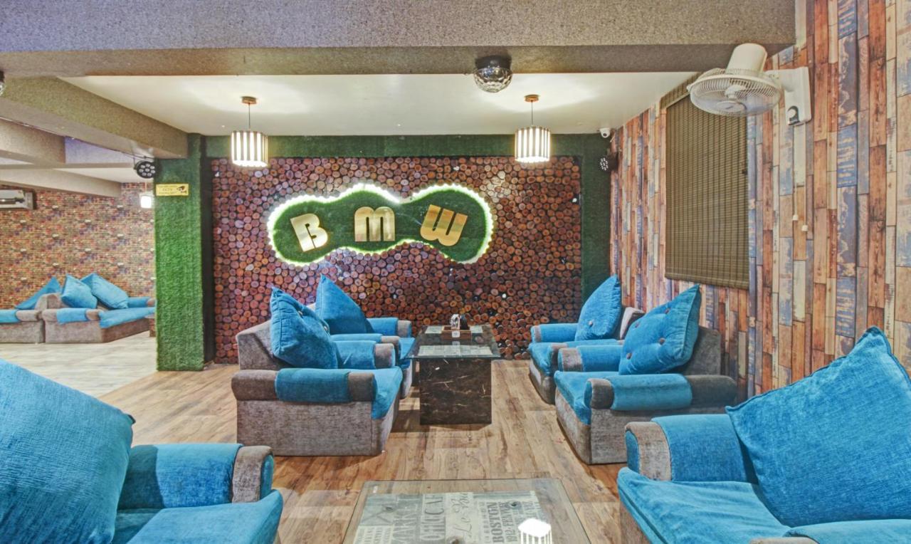 Treebo The Boss Hotel Raipur  Bagian luar foto