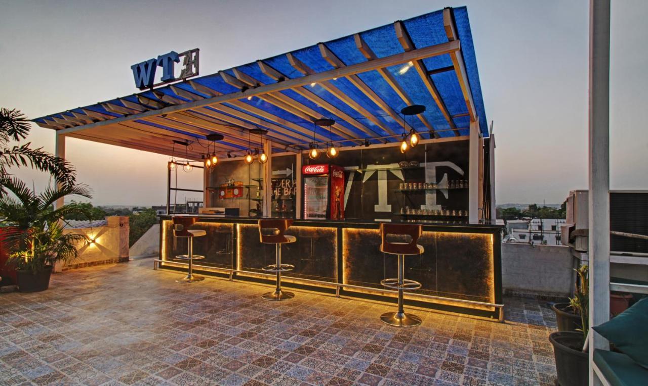 Treebo The Boss Hotel Raipur  Bagian luar foto